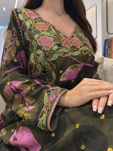 Pure Crepe Jacquard Zari