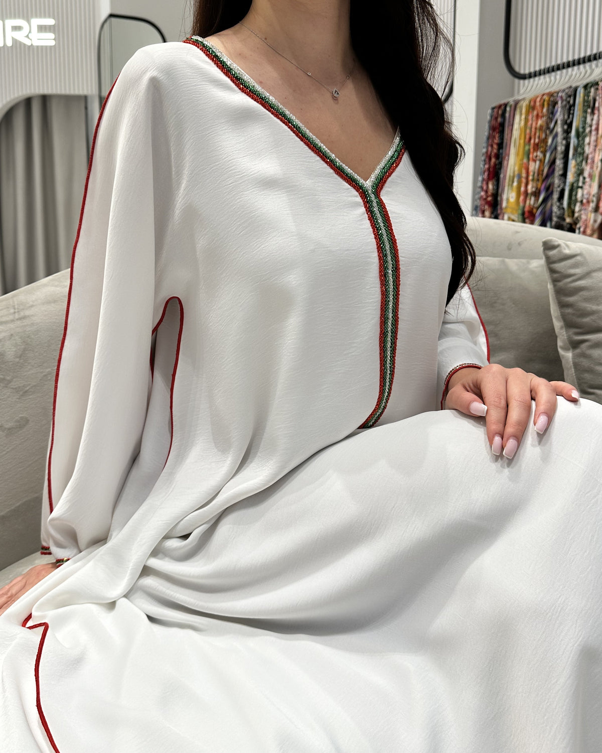 فستان من الكريب الحريري