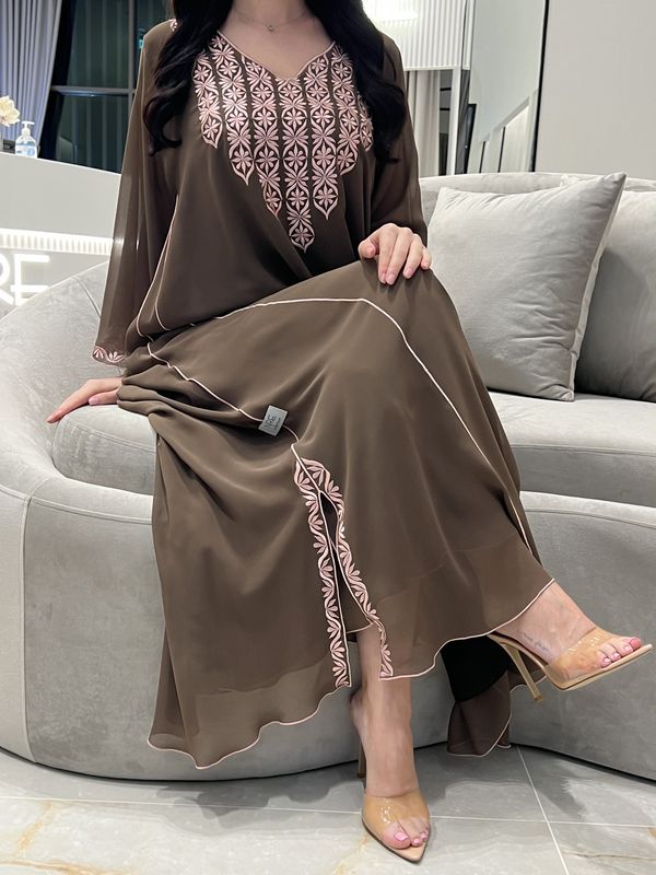 تطريز آلي من الشيفون