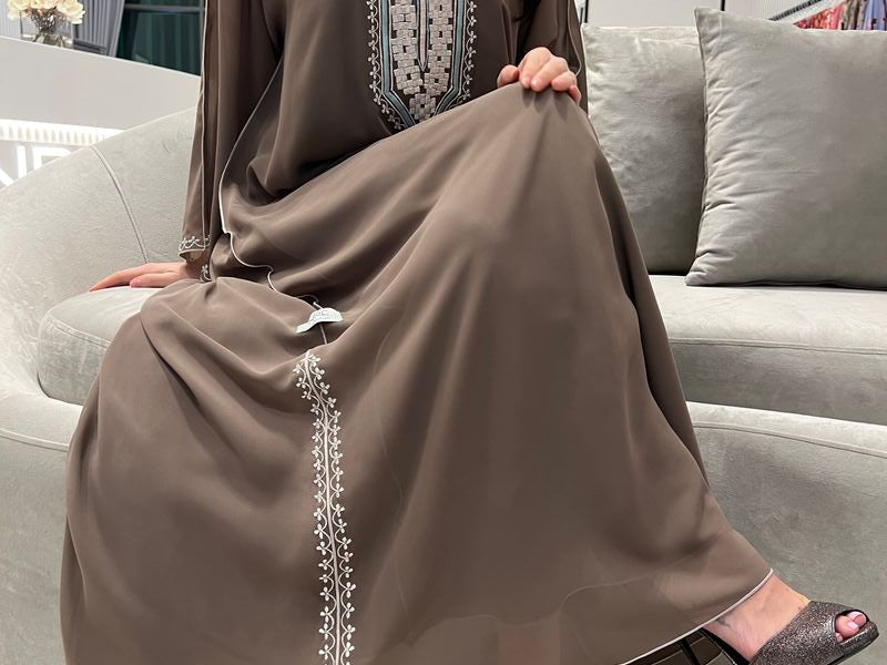 تطريز آلي من الشيفون