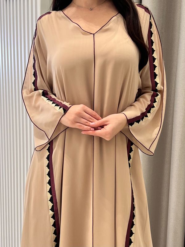 تطريز آلي من الشيفون