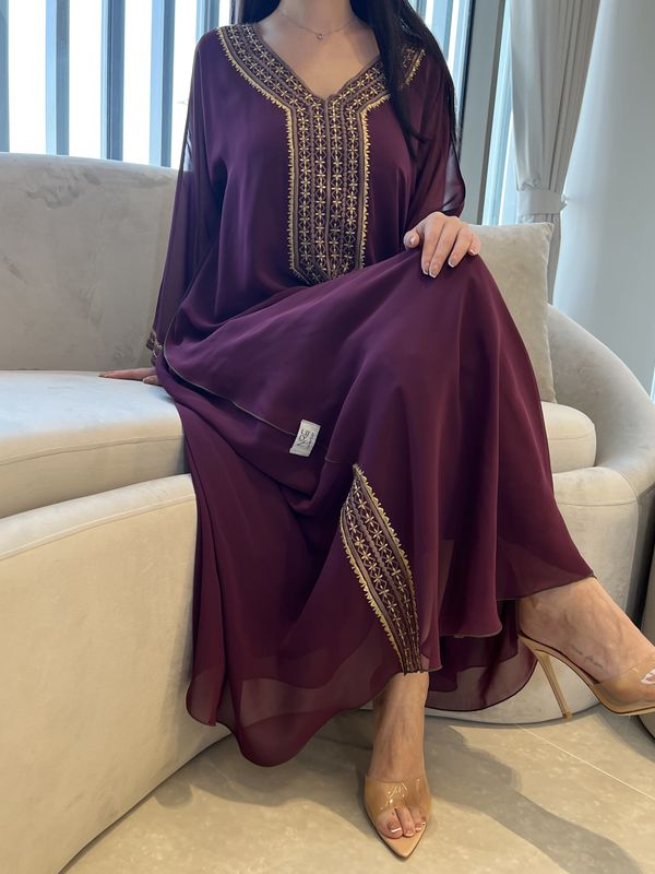 تطريز آلي من الشيفون