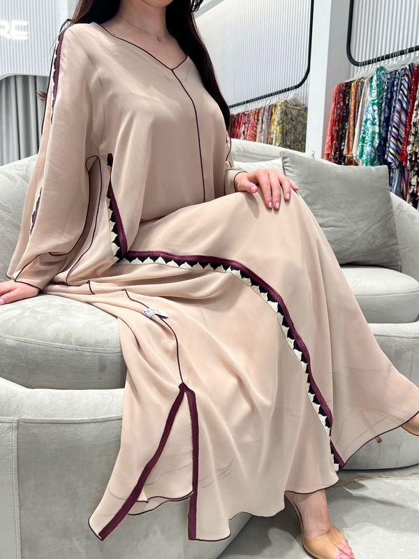 تطريز آلي من الشيفون