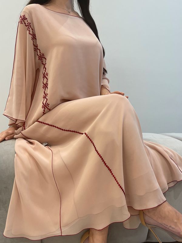 تطريز آلي من الشيفون
