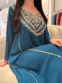 تطريز آلي من الشيفون