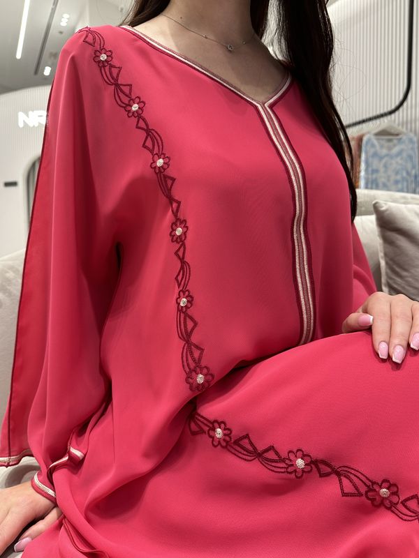 تطريز آلي من الشيفون