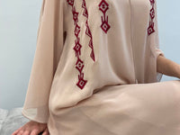 تطريز آلي من الشيفون