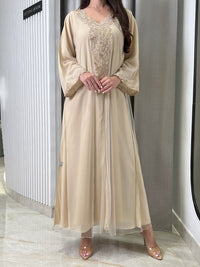 شيفون مزدوج + تول مطرز بتطريز M5awar