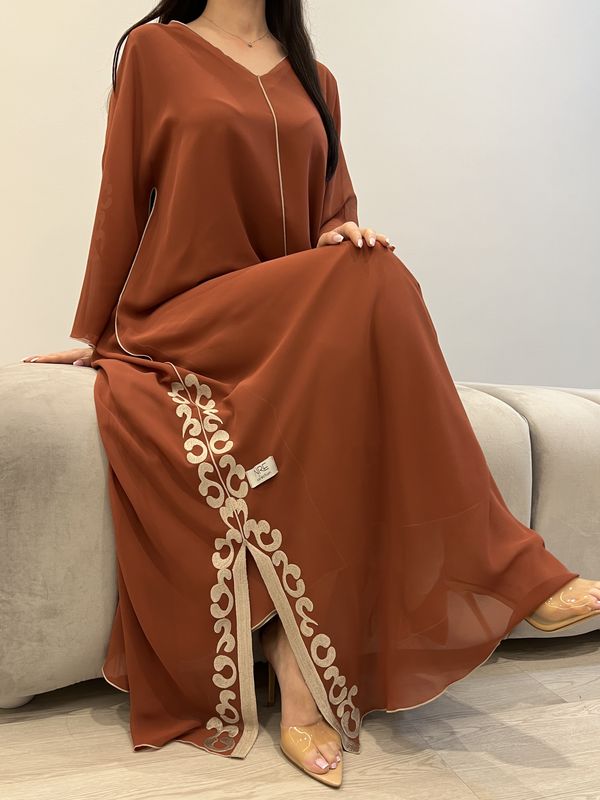تطريز آلي من الشيفون
