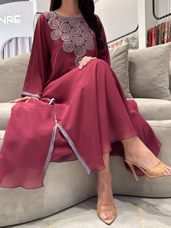 تطريز آلي من الشيفون